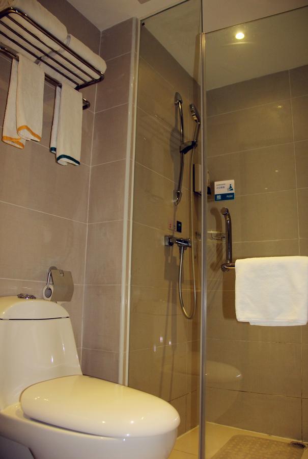 City Comfort Inn Guangzhou Tianpingjia Subway Station Branch Екстериор снимка
